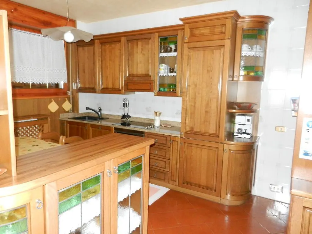 Appartamento Casa Elda Isolaccia 0*,  Italia