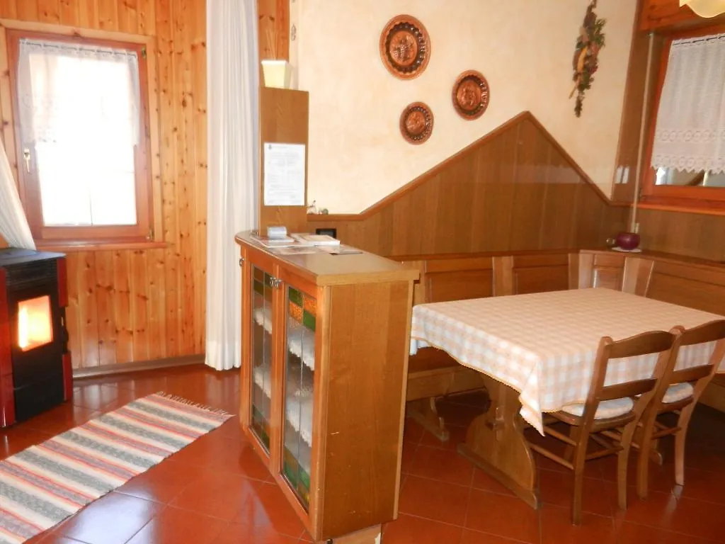 Appartamento Casa Elda Isolaccia Italia